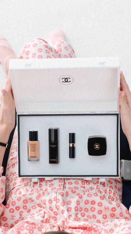 chanel camellia travel palette|Chanel essentials kit.